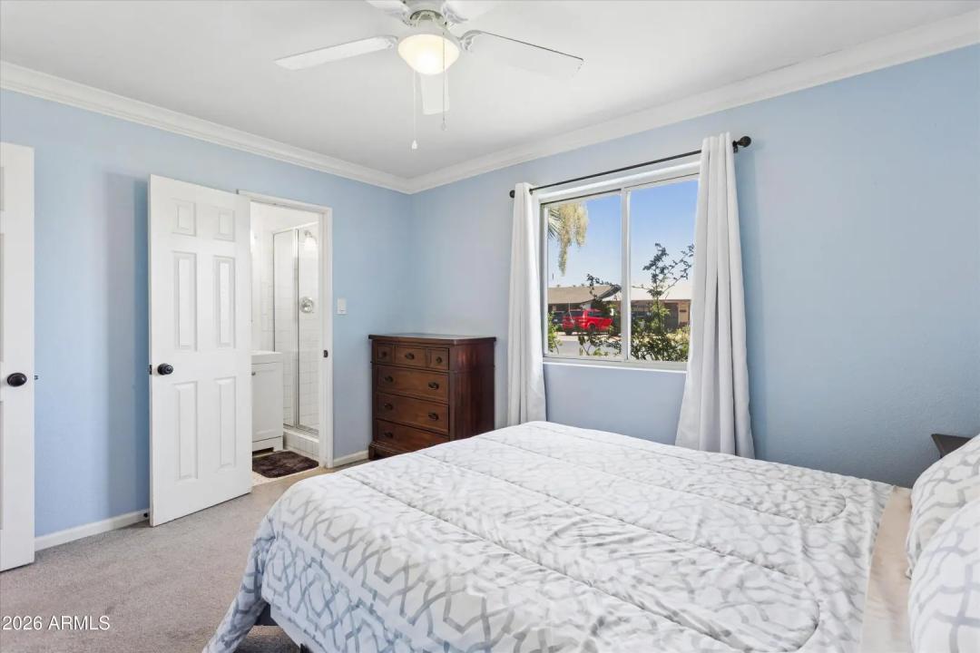 Real Estate Picture 19