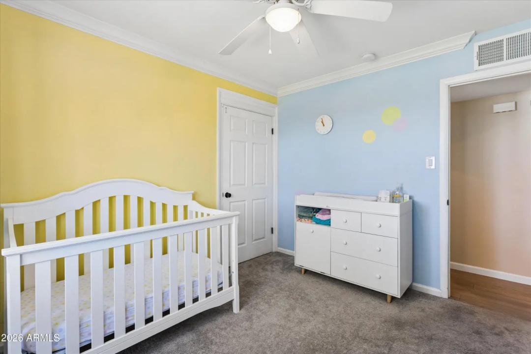 Real Estate Picture 23