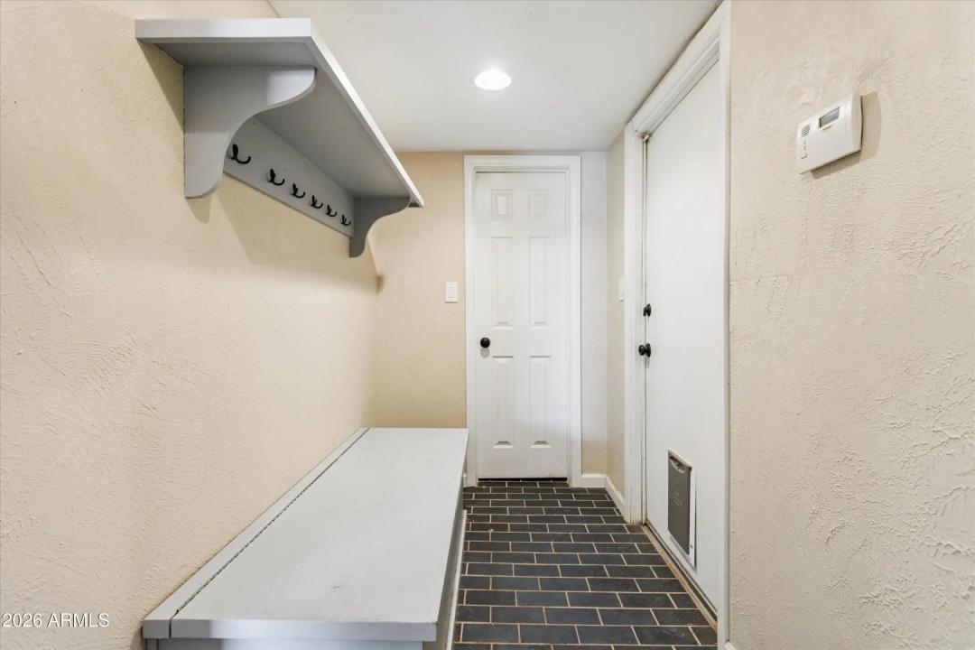 Real Estate Picture 29