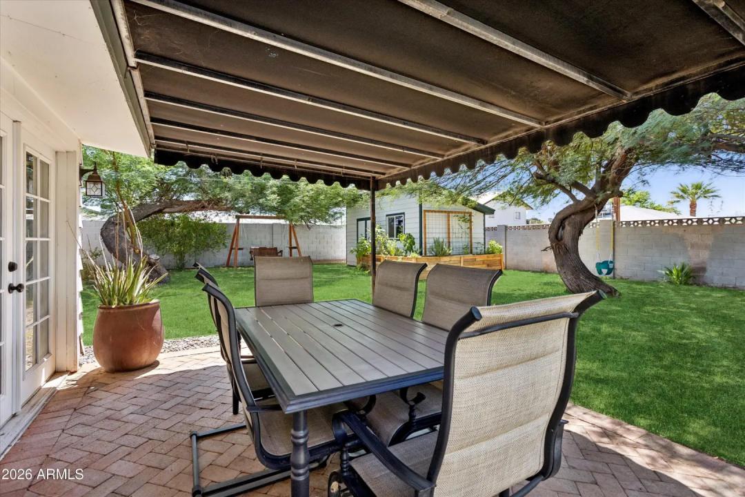 Real Estate Picture 30