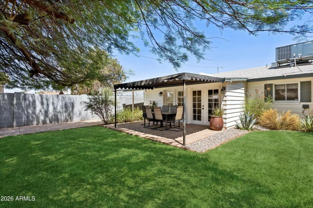 Real Estate Picture 32