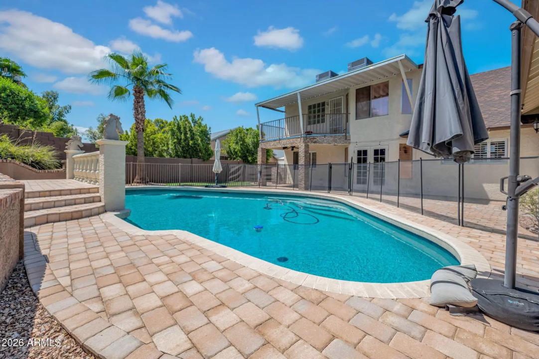 Real Estate Picture 20