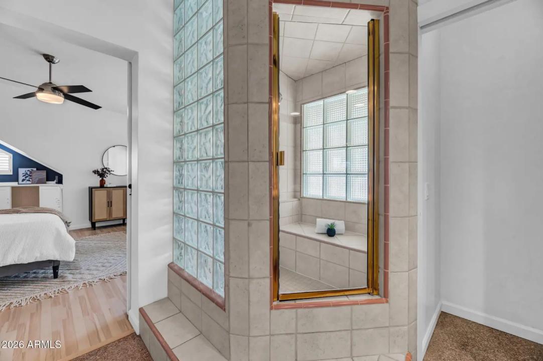 Real Estate Picture 15