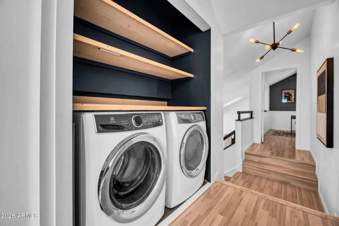 Real Estate Picture 19