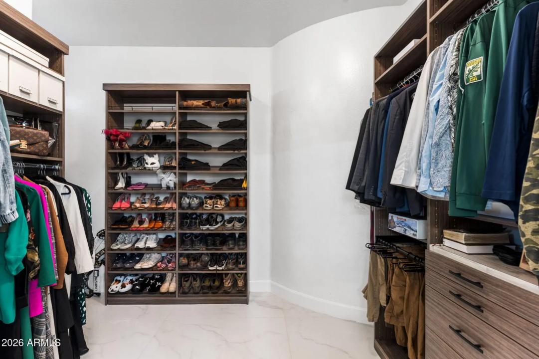 Real Estate Picture 18