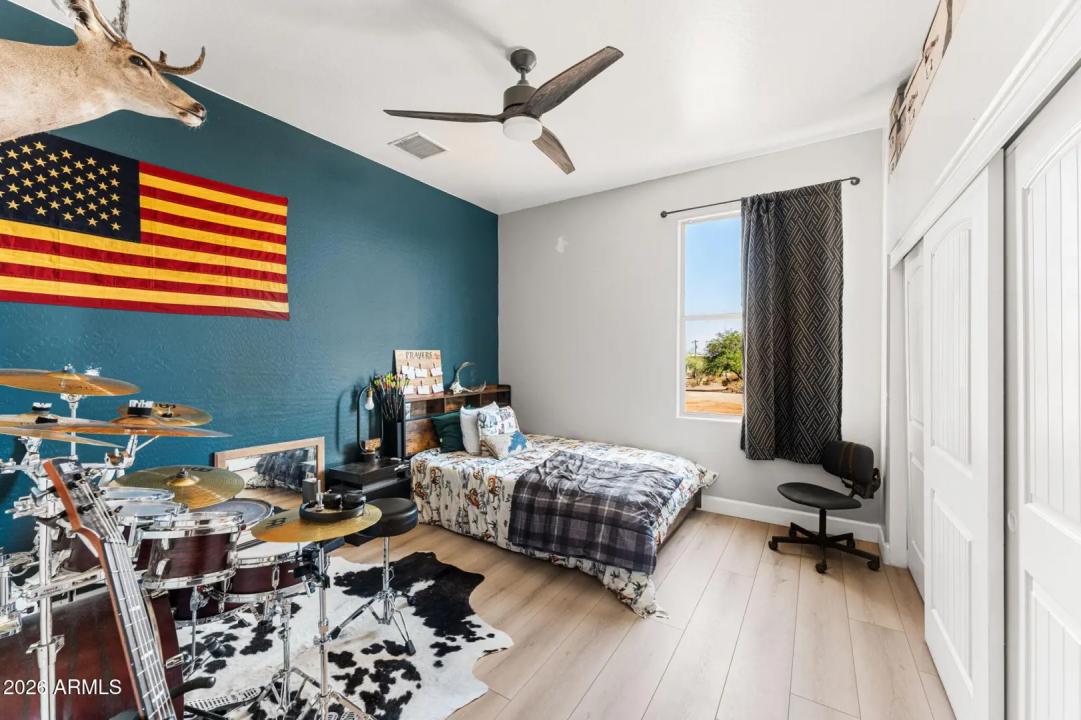 Real Estate Picture 47