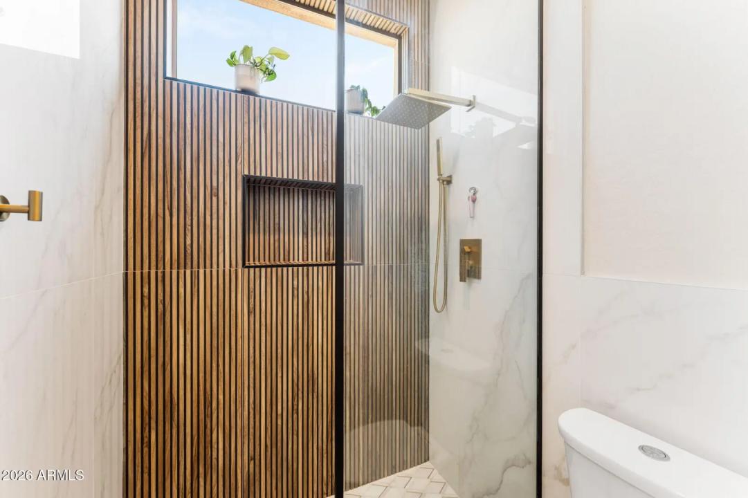 Real Estate Picture 44