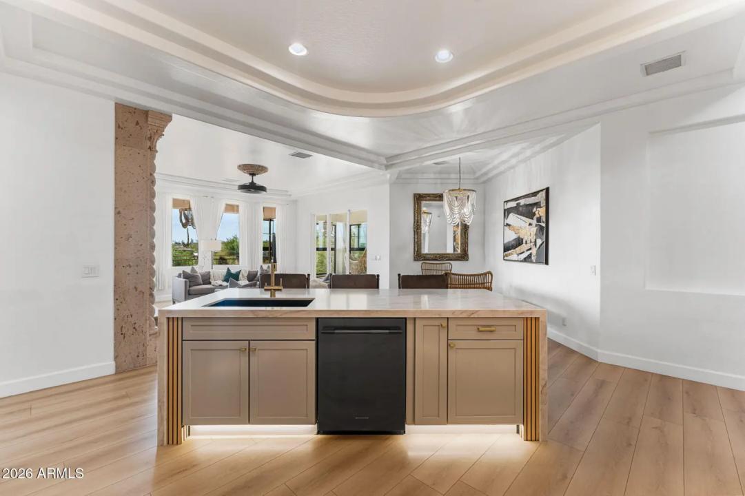 Real Estate Picture 25