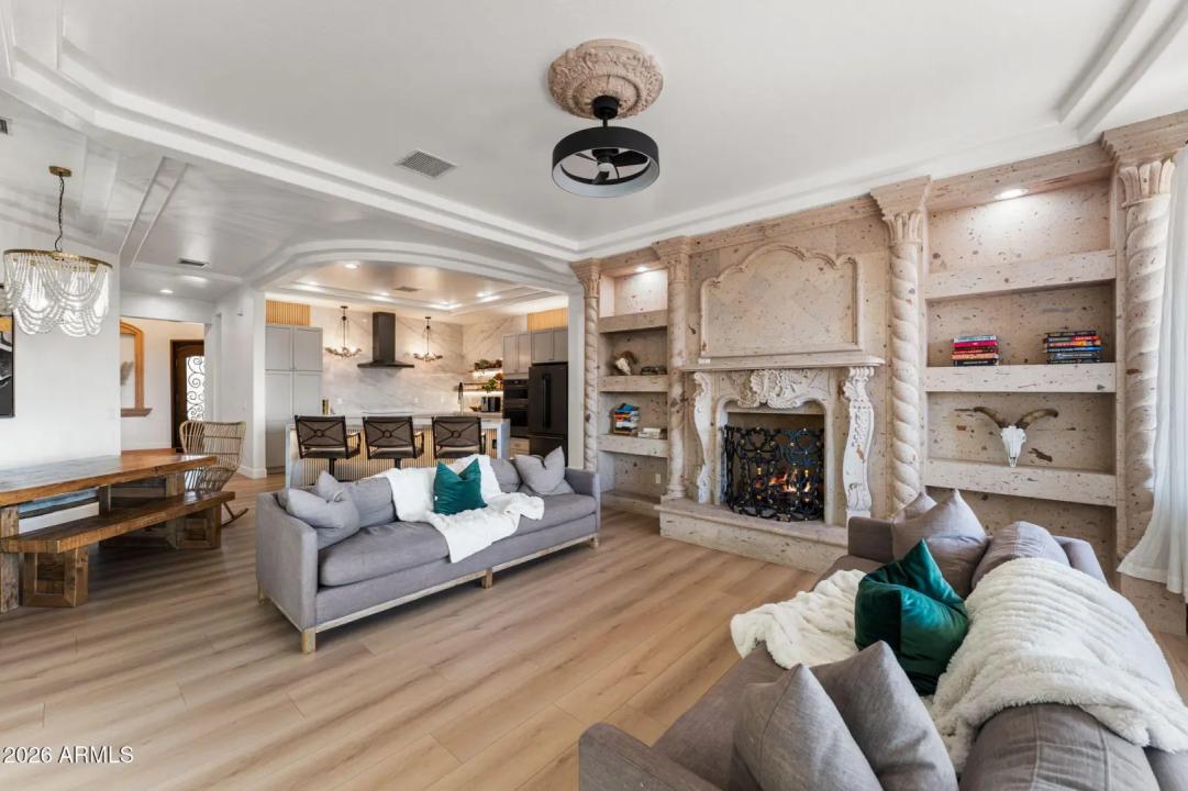 Real Estate Picture 30