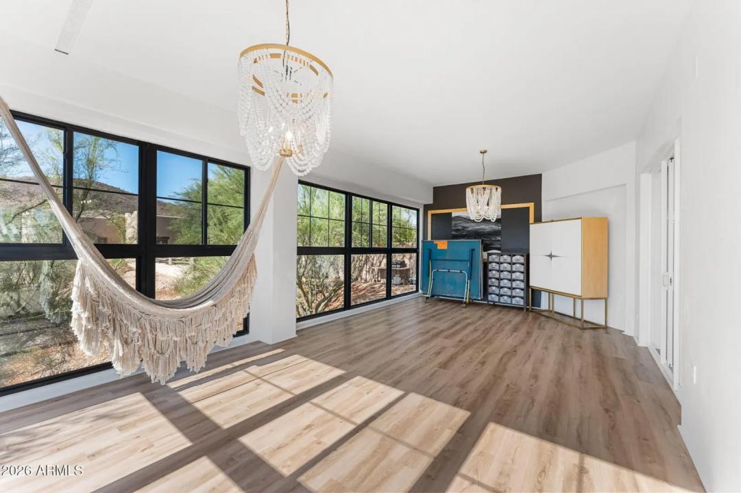 Real Estate Picture 32
