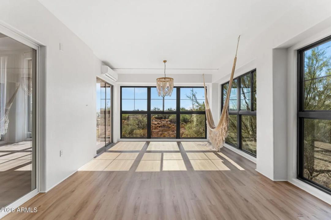 Real Estate Picture 34