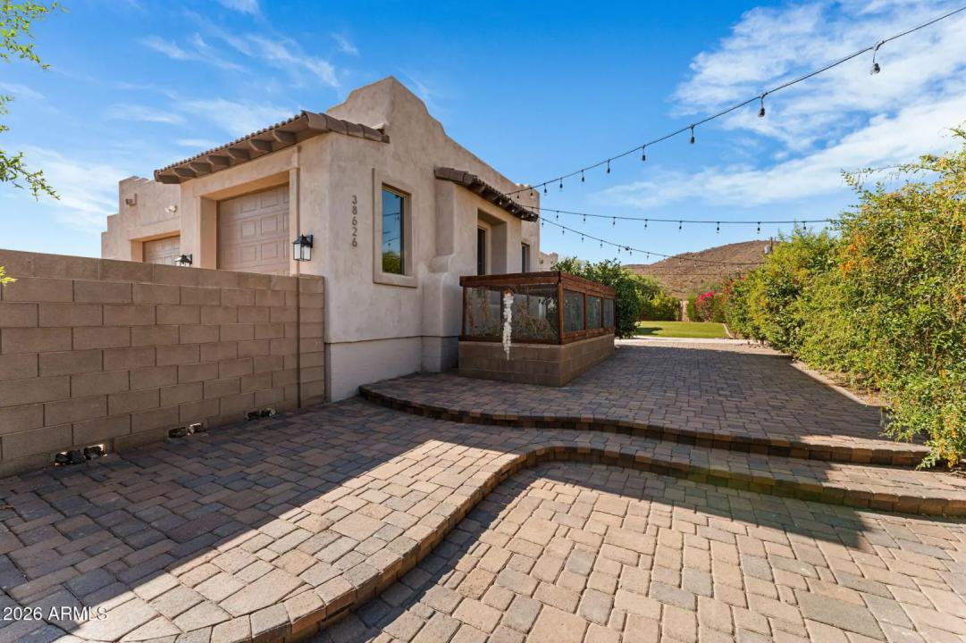 Real Estate Picture 54