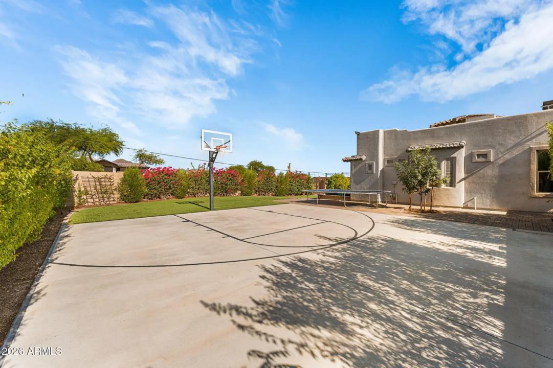 Real Estate Picture 58