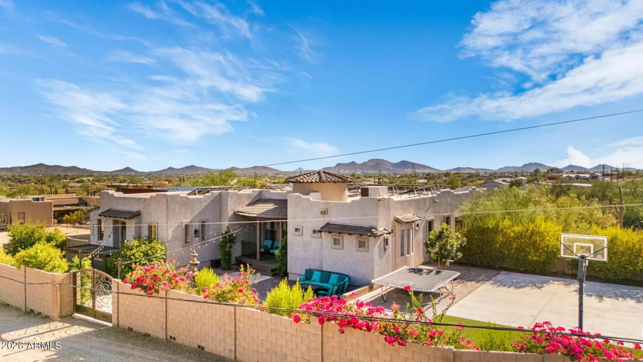 Real Estate Picture 64