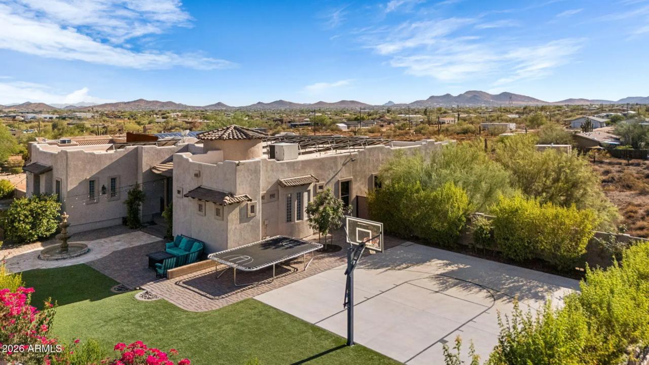 Real Estate Picture 1