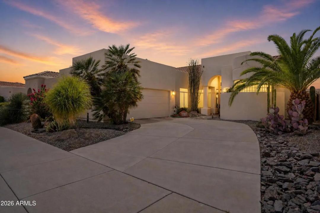Real Estate Picture 4