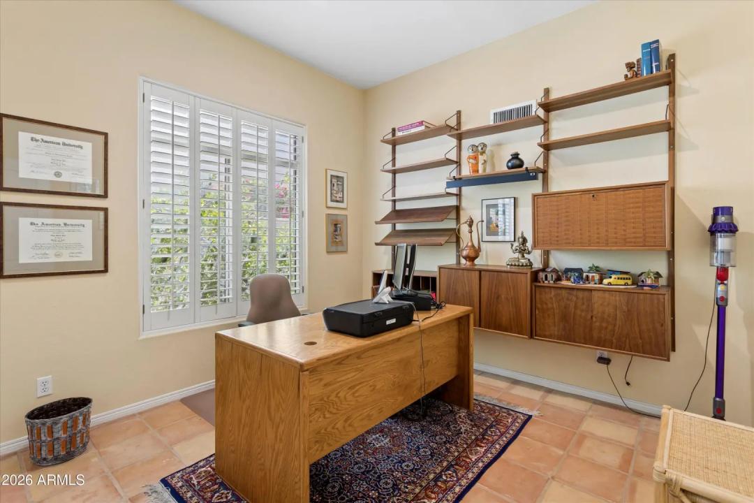 Real Estate Picture 34