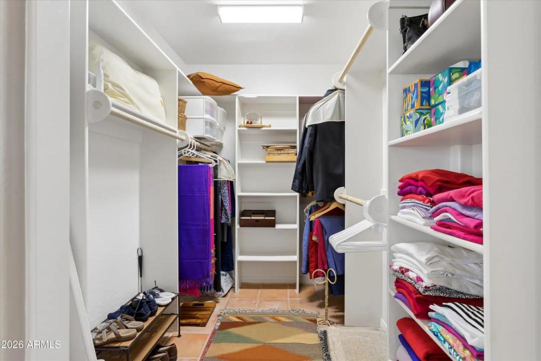Real Estate Picture 25