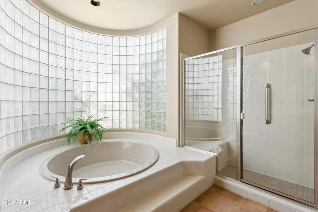 Real Estate Picture 28