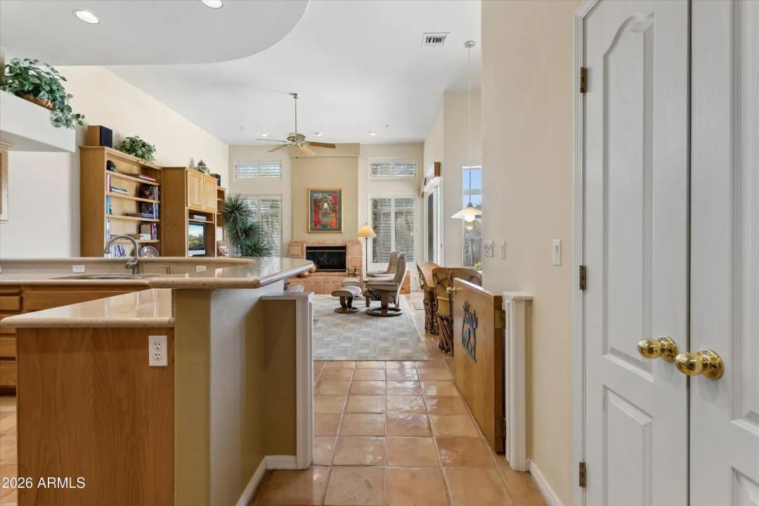 Real Estate Picture 16