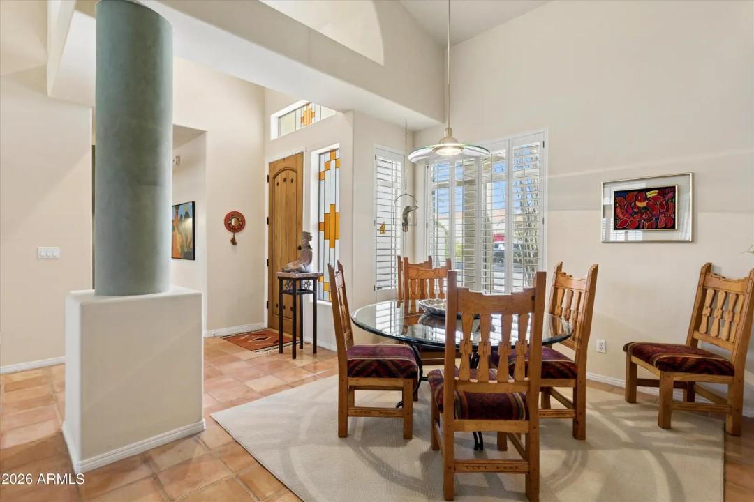 Real Estate Picture 12