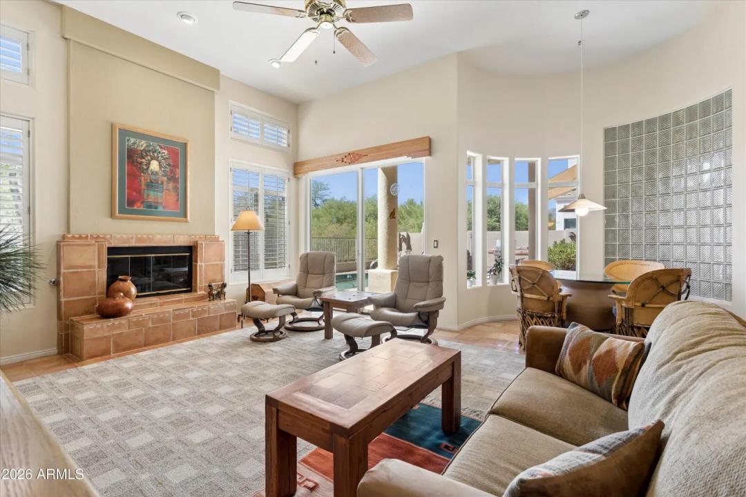Real Estate Picture 19