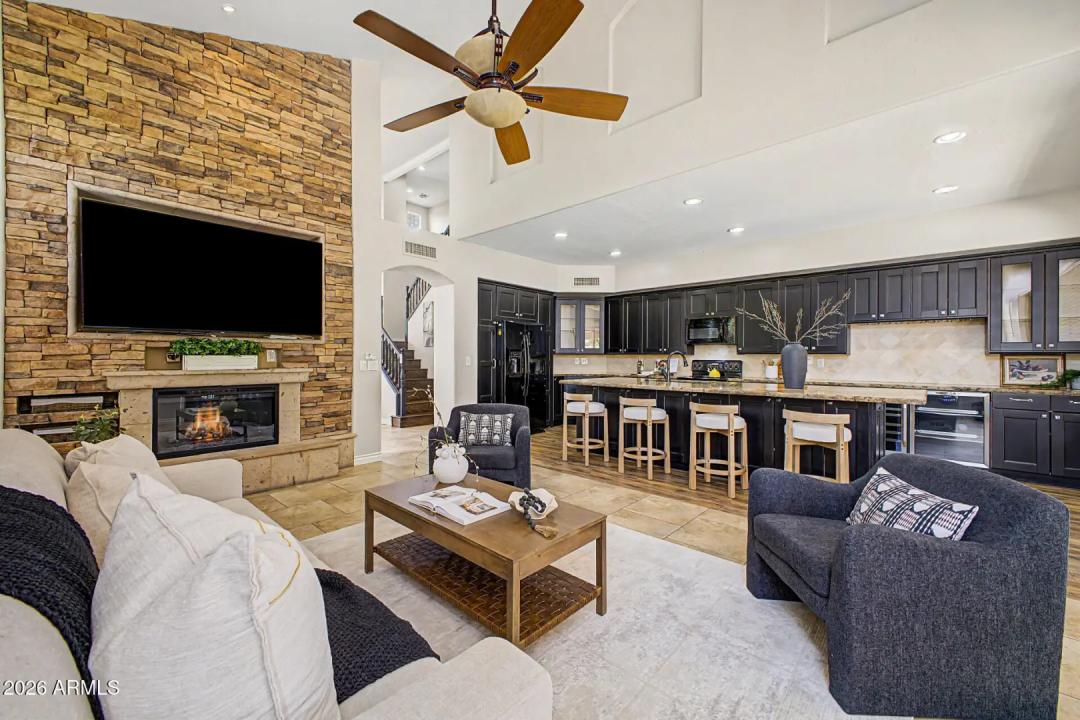 Real Estate Picture 2