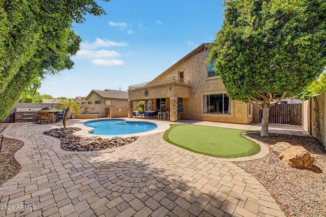 Real Estate Picture 34