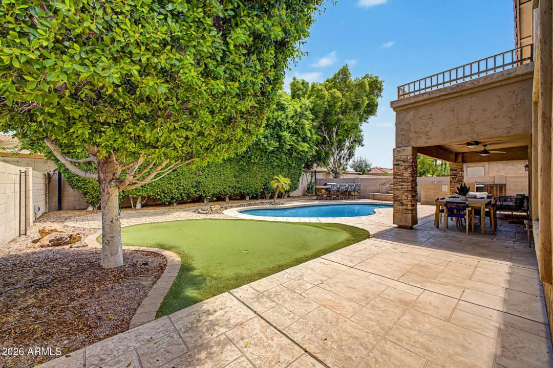 Real Estate Picture 26