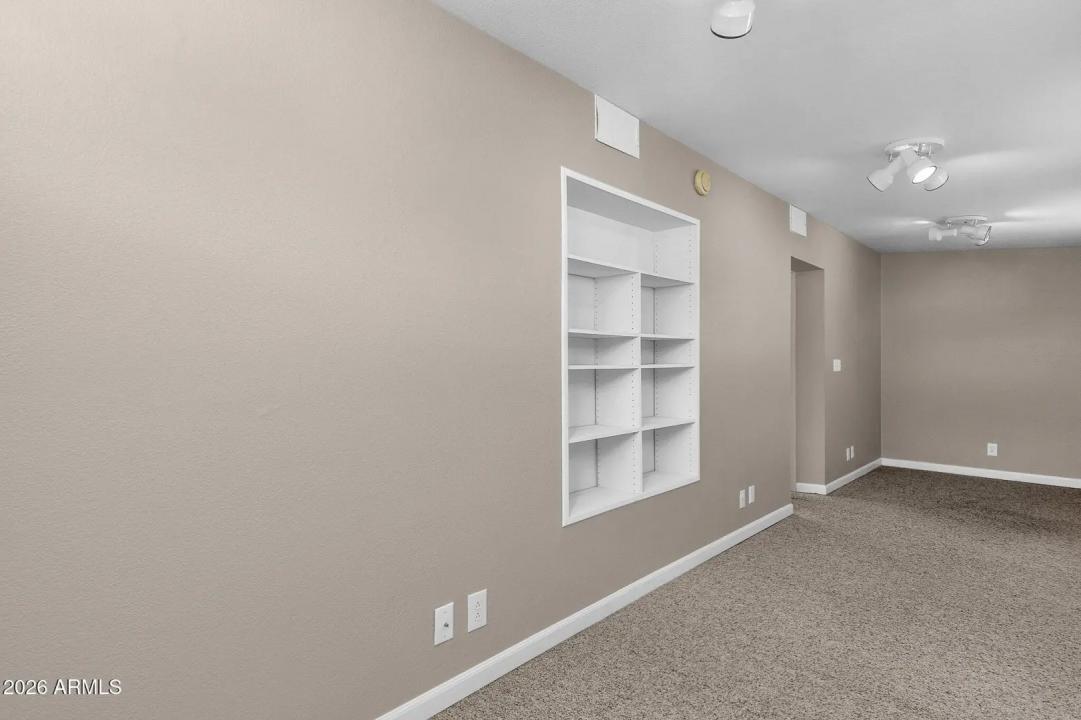 Real Estate Picture 29