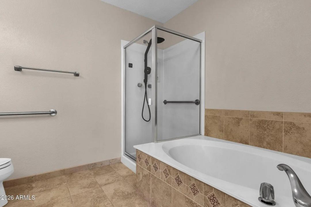 Real Estate Picture 21