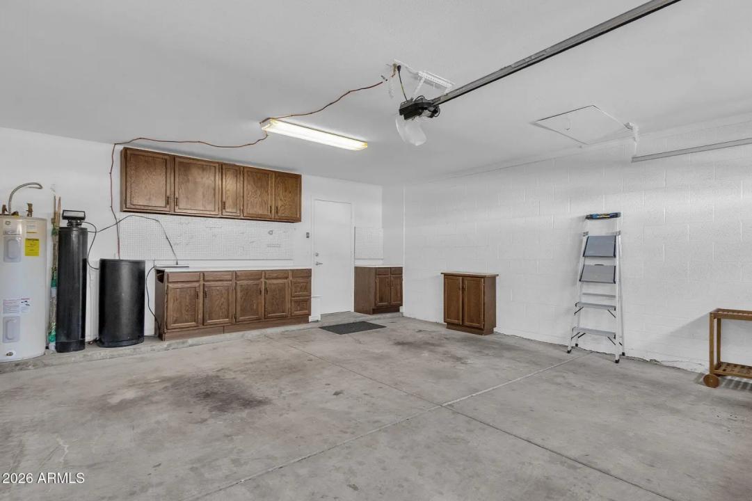 Real Estate Picture 30