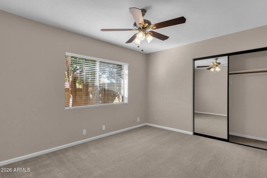 Real Estate Picture 24