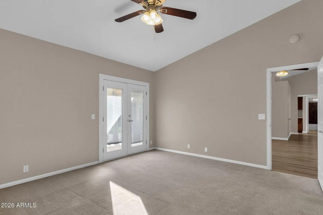 Real Estate Picture 18