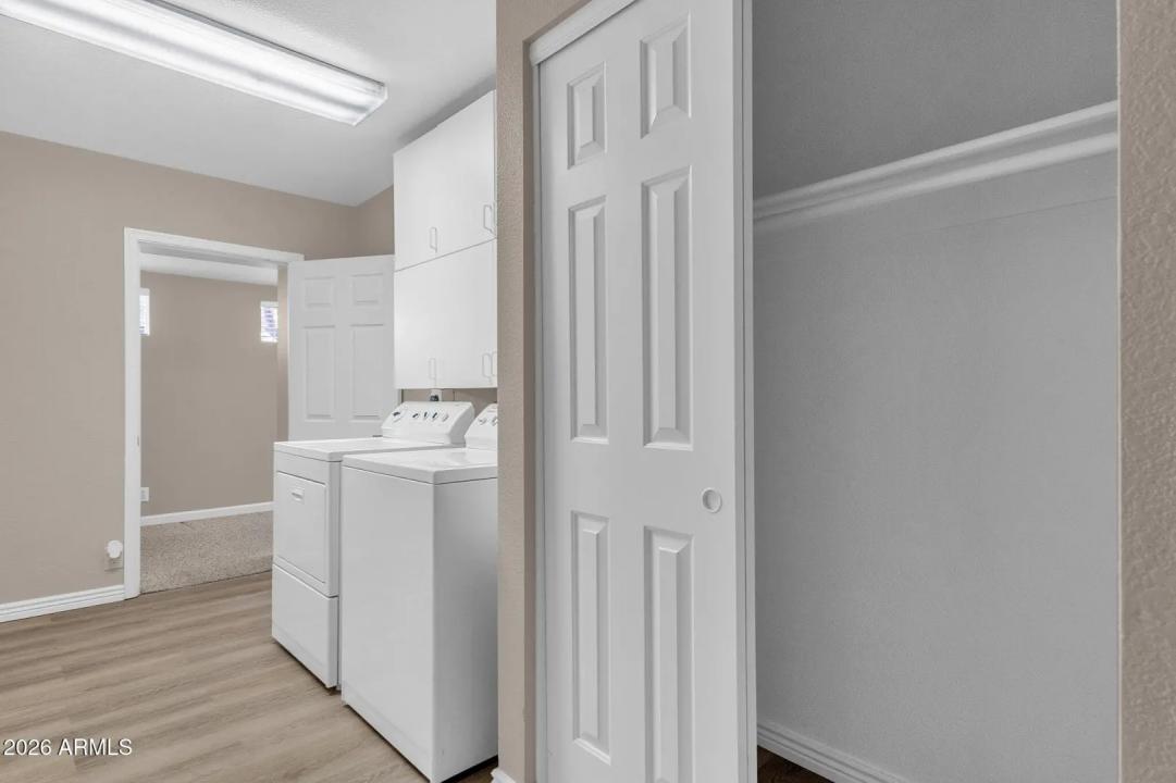 Real Estate Picture 27