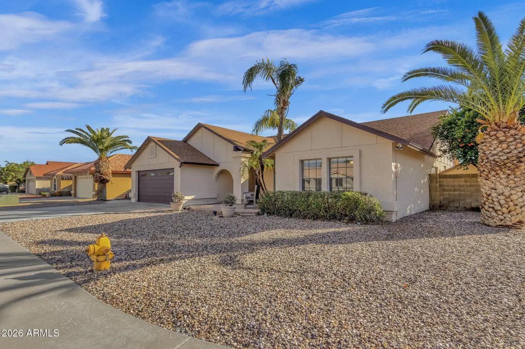 Real Estate Picture 3