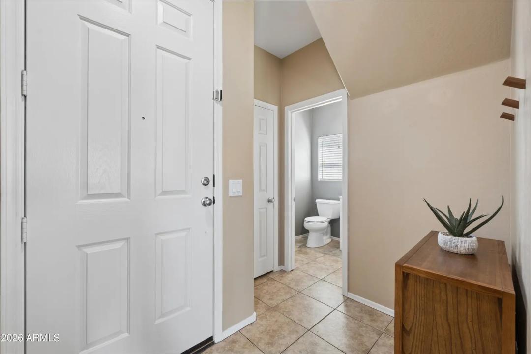 Real Estate Picture 3