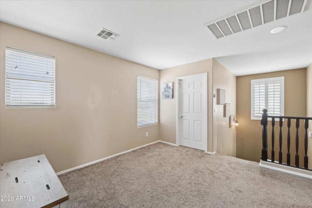 Real Estate Picture 20