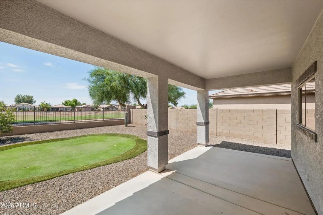 Real Estate Picture 23