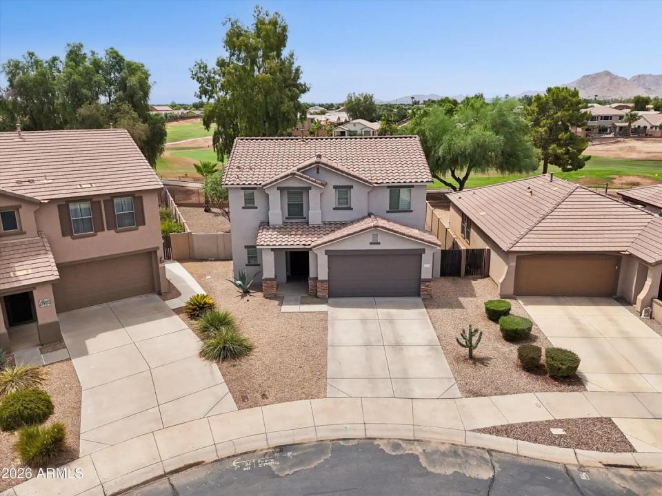 Real Estate Picture 33