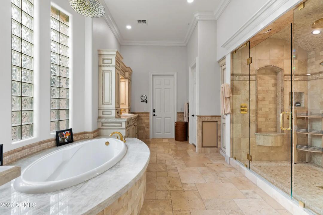 Real Estate Picture 22