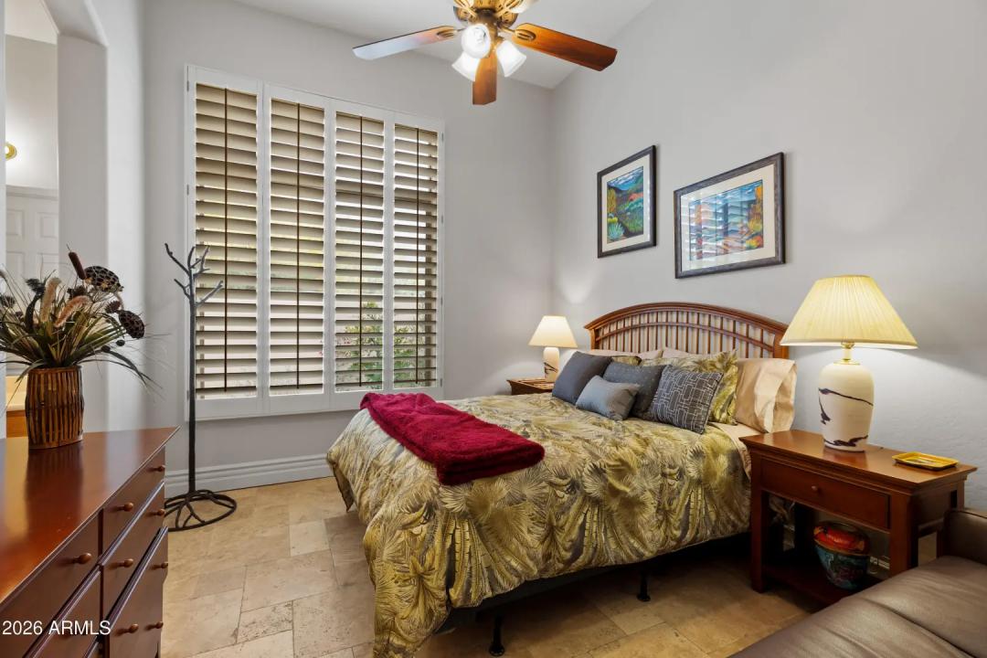 Real Estate Picture 33