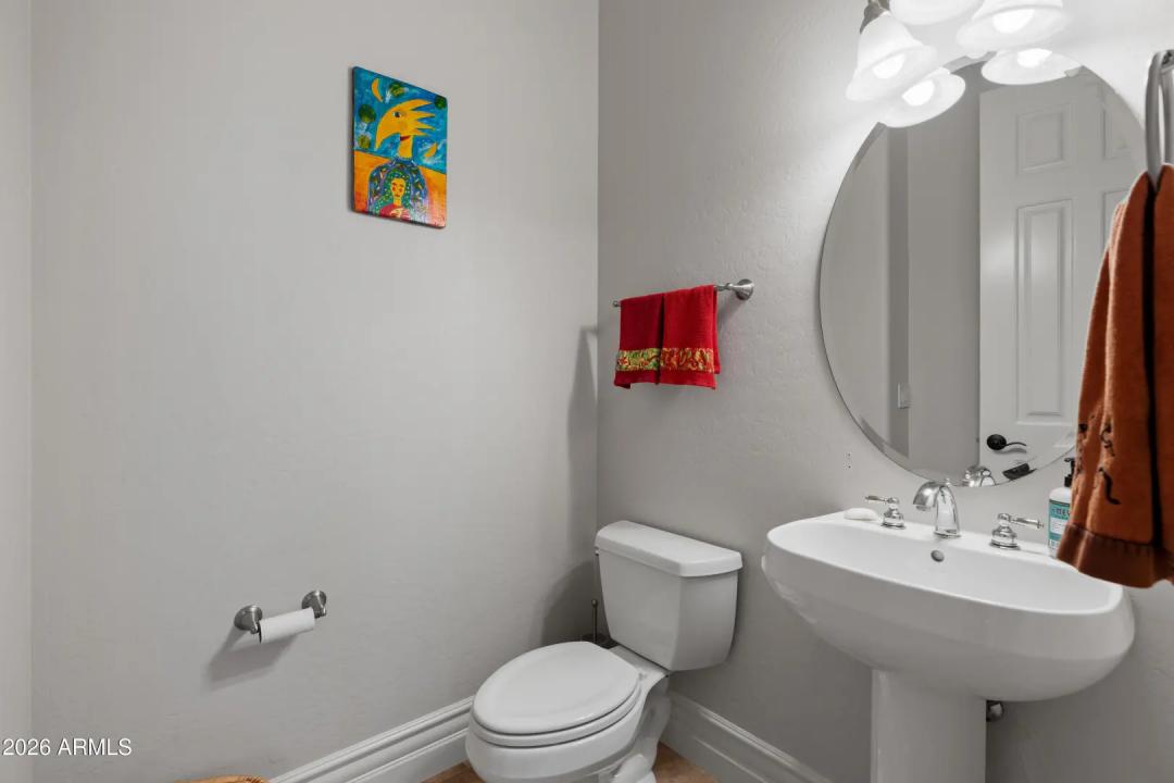 Real Estate Picture 39