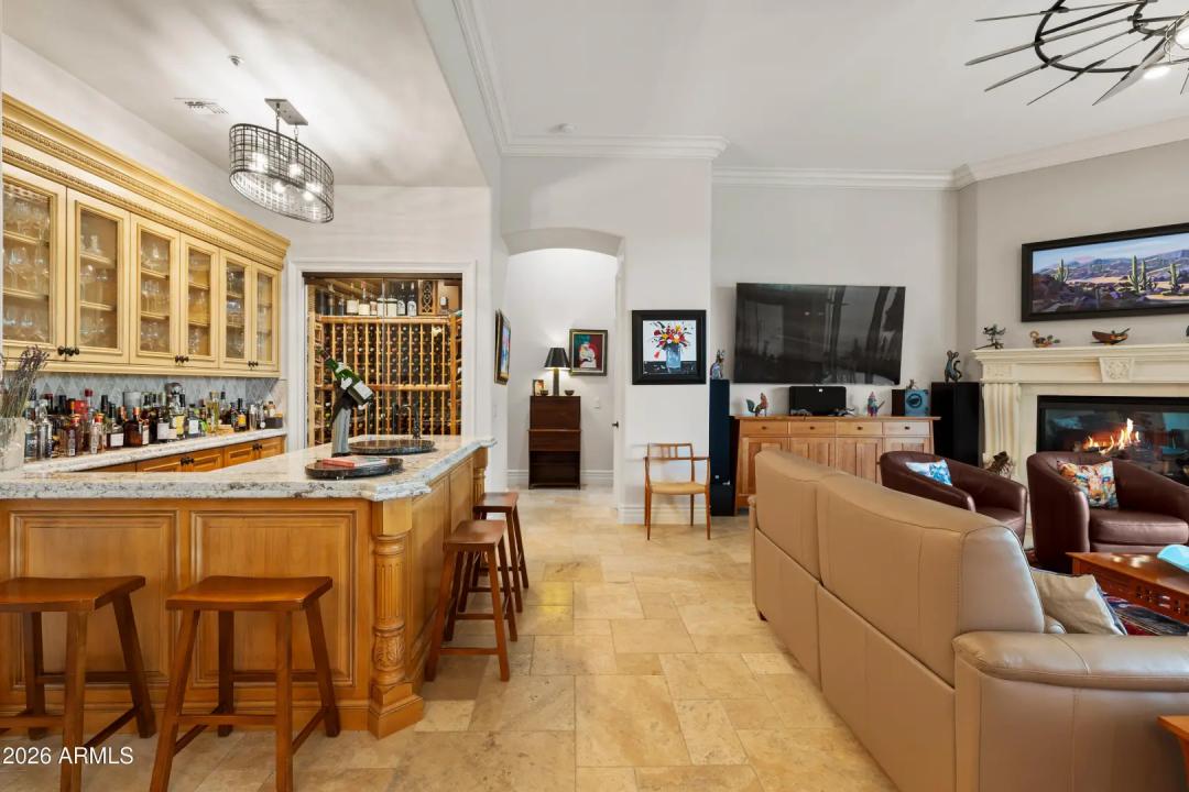Real Estate Picture 8