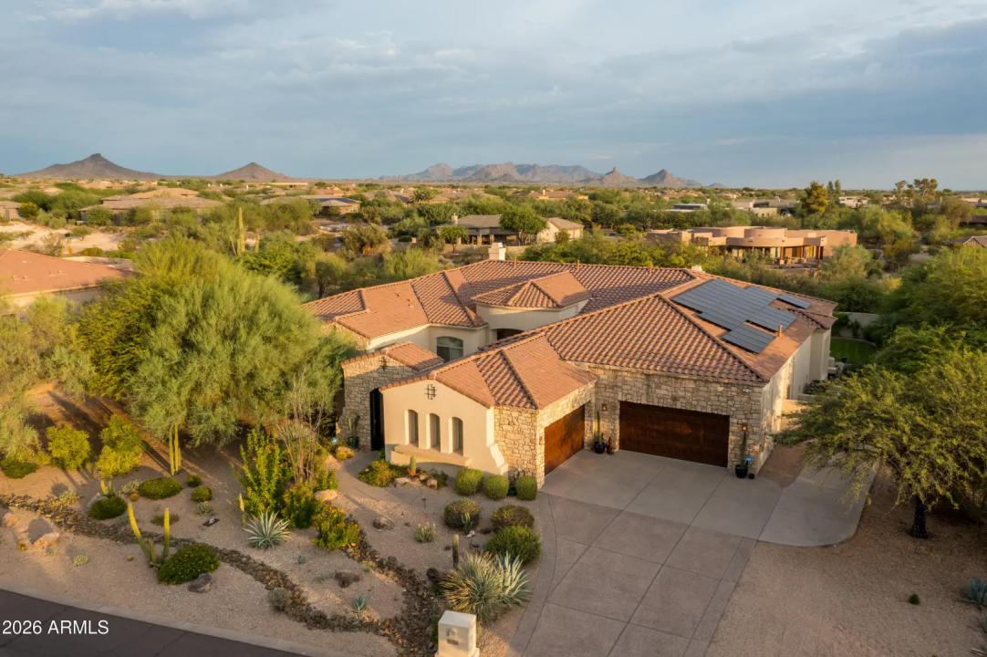 Real Estate Picture 50