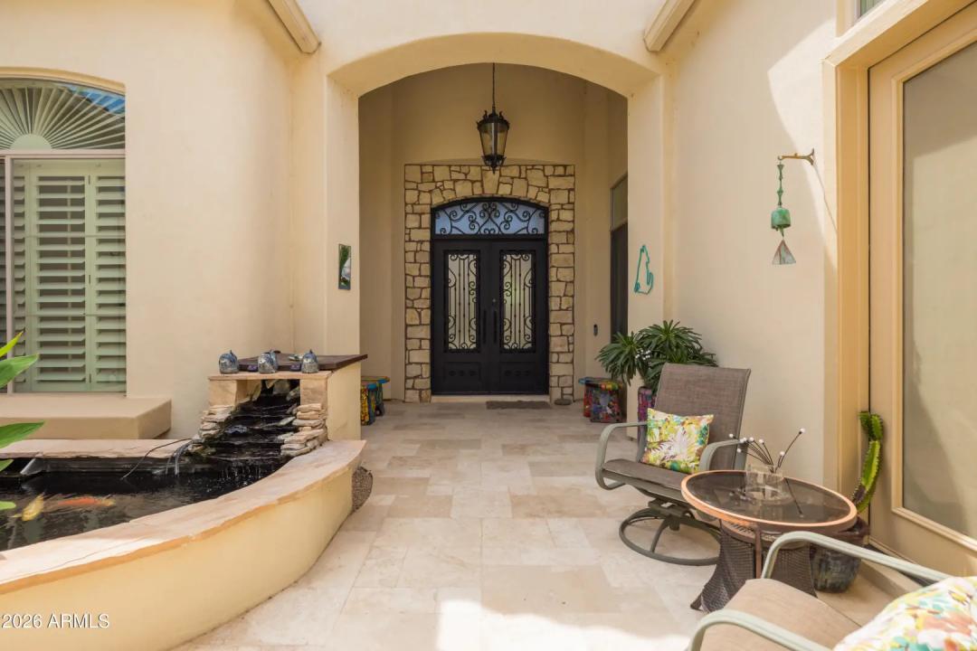 Real Estate Picture 3