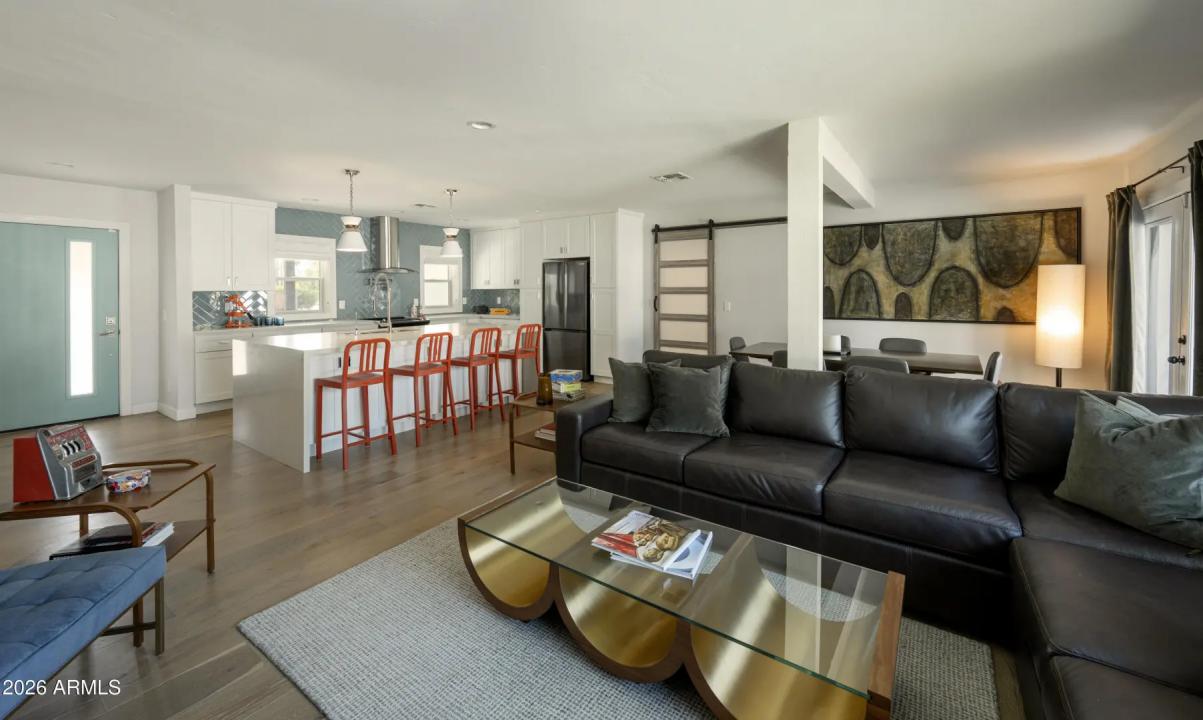 Real Estate Picture 2