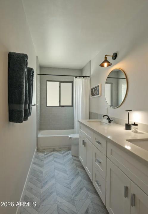 Real Estate Picture 17