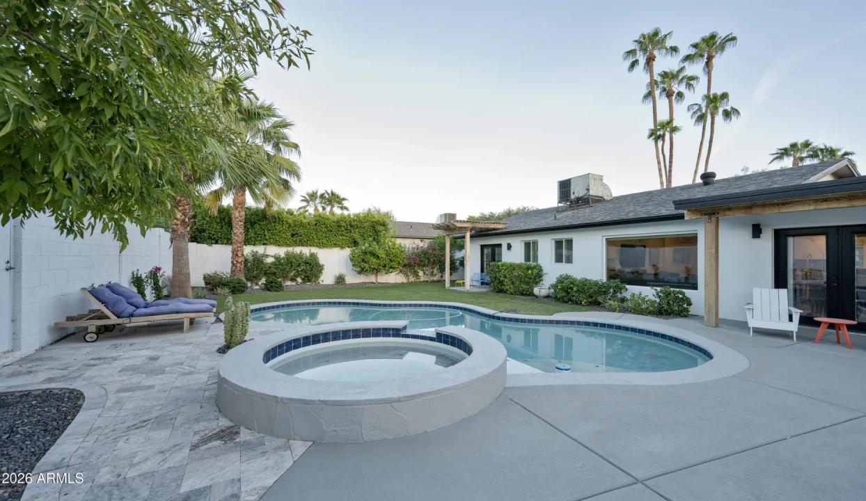 Real Estate Picture 29