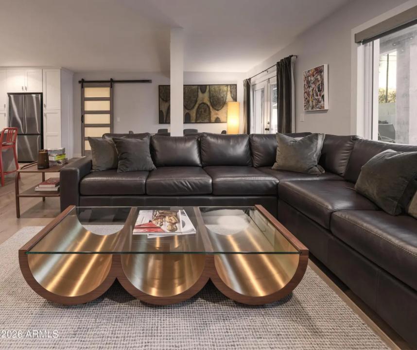 Real Estate Picture 11